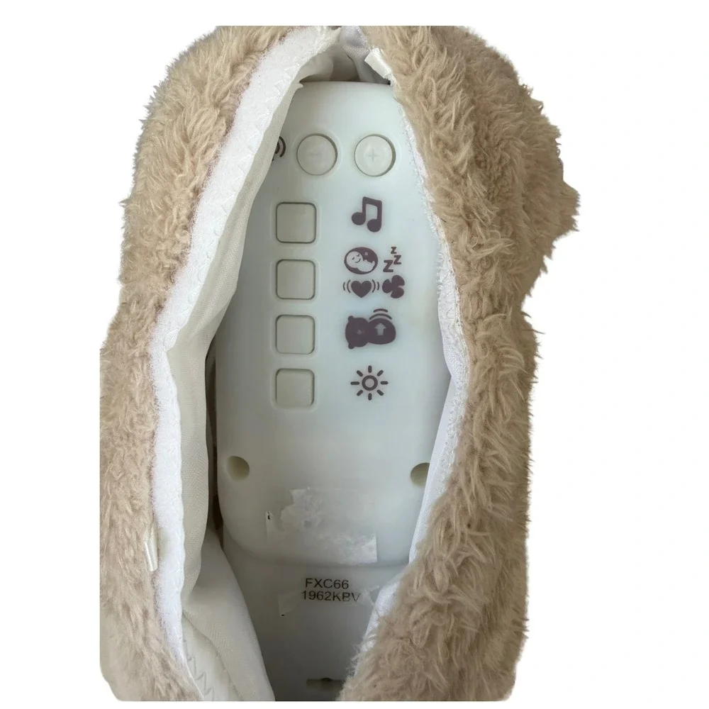 Fisher Price Soothe n Snuggle Otter Plush Sound Machine for Babies - Picture 3 of 5